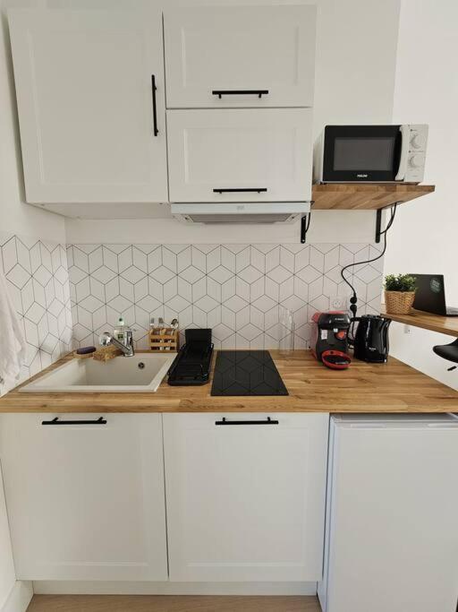 Le Robin Apartment Libourne Luaran gambar